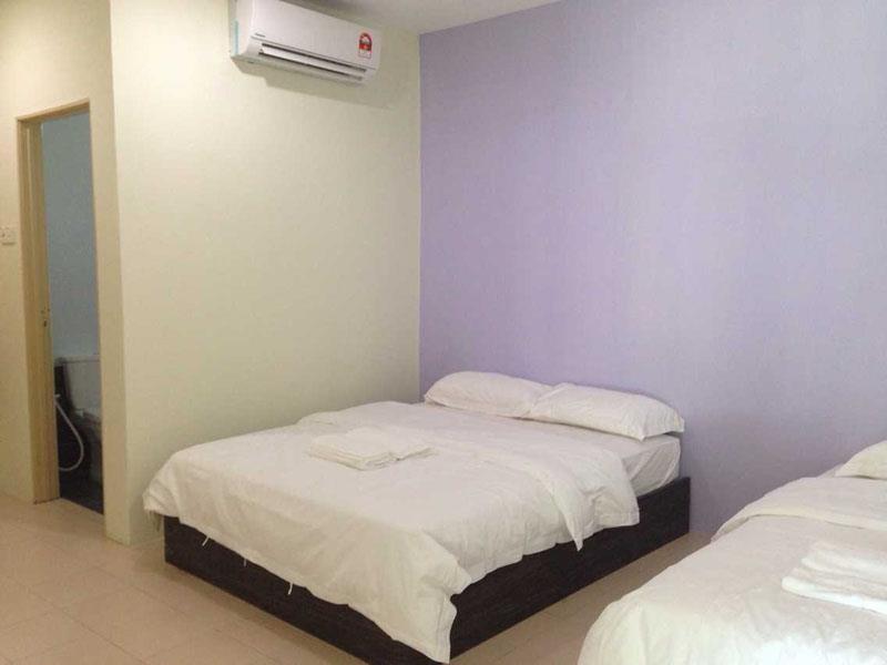 First Guest House Куантан Екстериор снимка